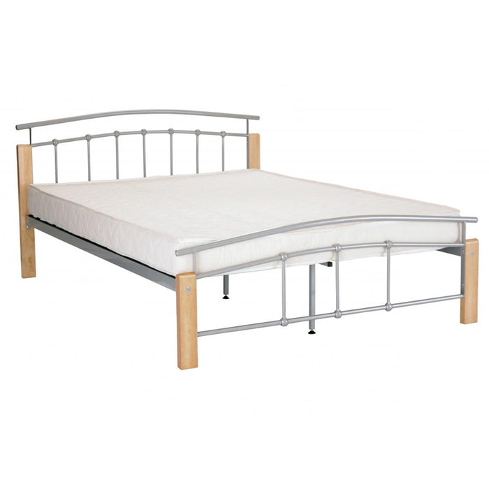 Tetras Metal 4 Foot Bed In Silver And Beech Posts