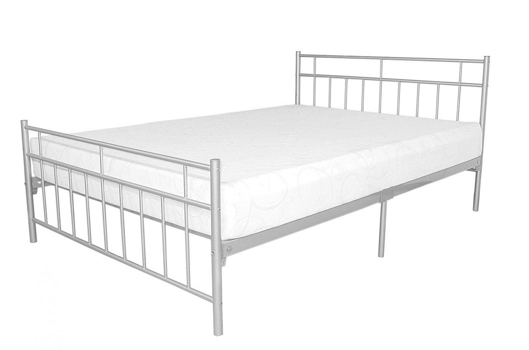 Davina Metal 4 Foot Bed In Silver