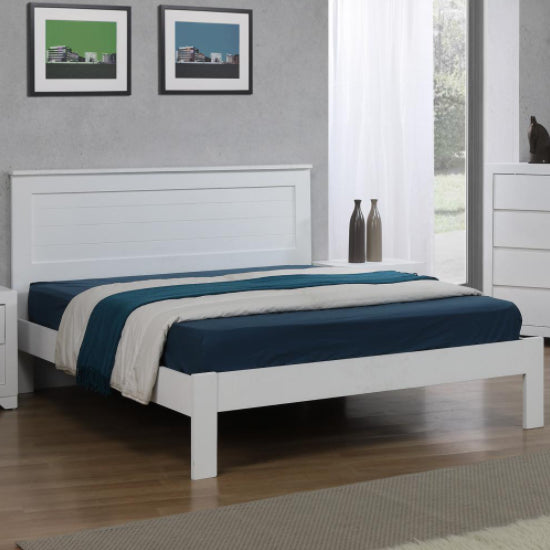 Etna Solid Wood 4 Foot Bed In White